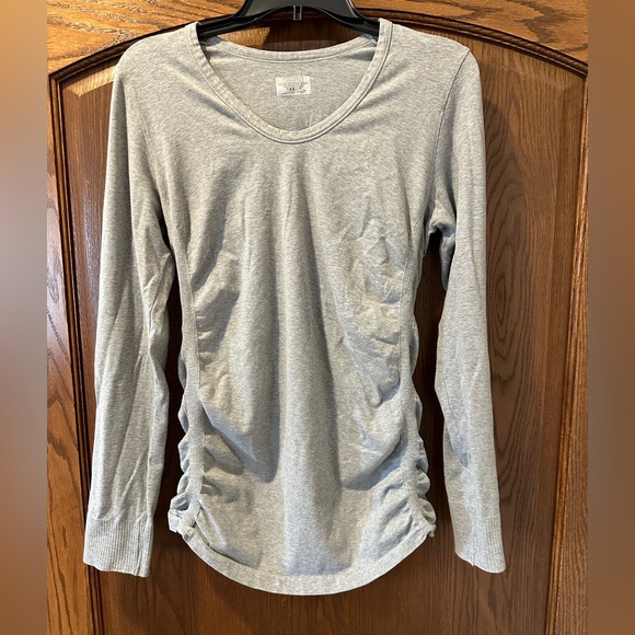 Athleta Tops - Athleta long sleeve top